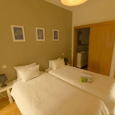 Sol Apartment 3*